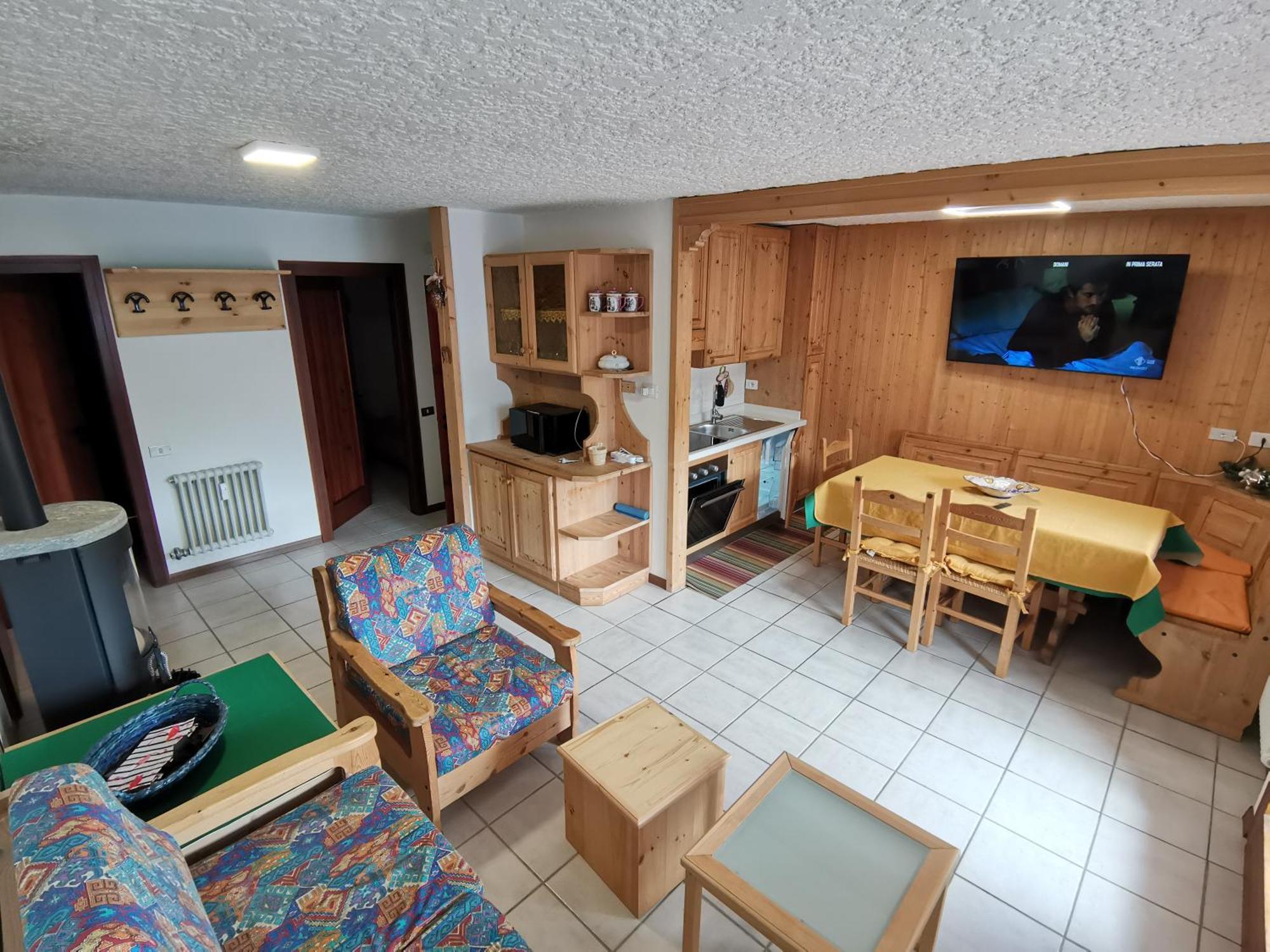Appartement Trilocale Con Splendida Vista Sulle Piste Da Sci à Folgarida Extérieur photo