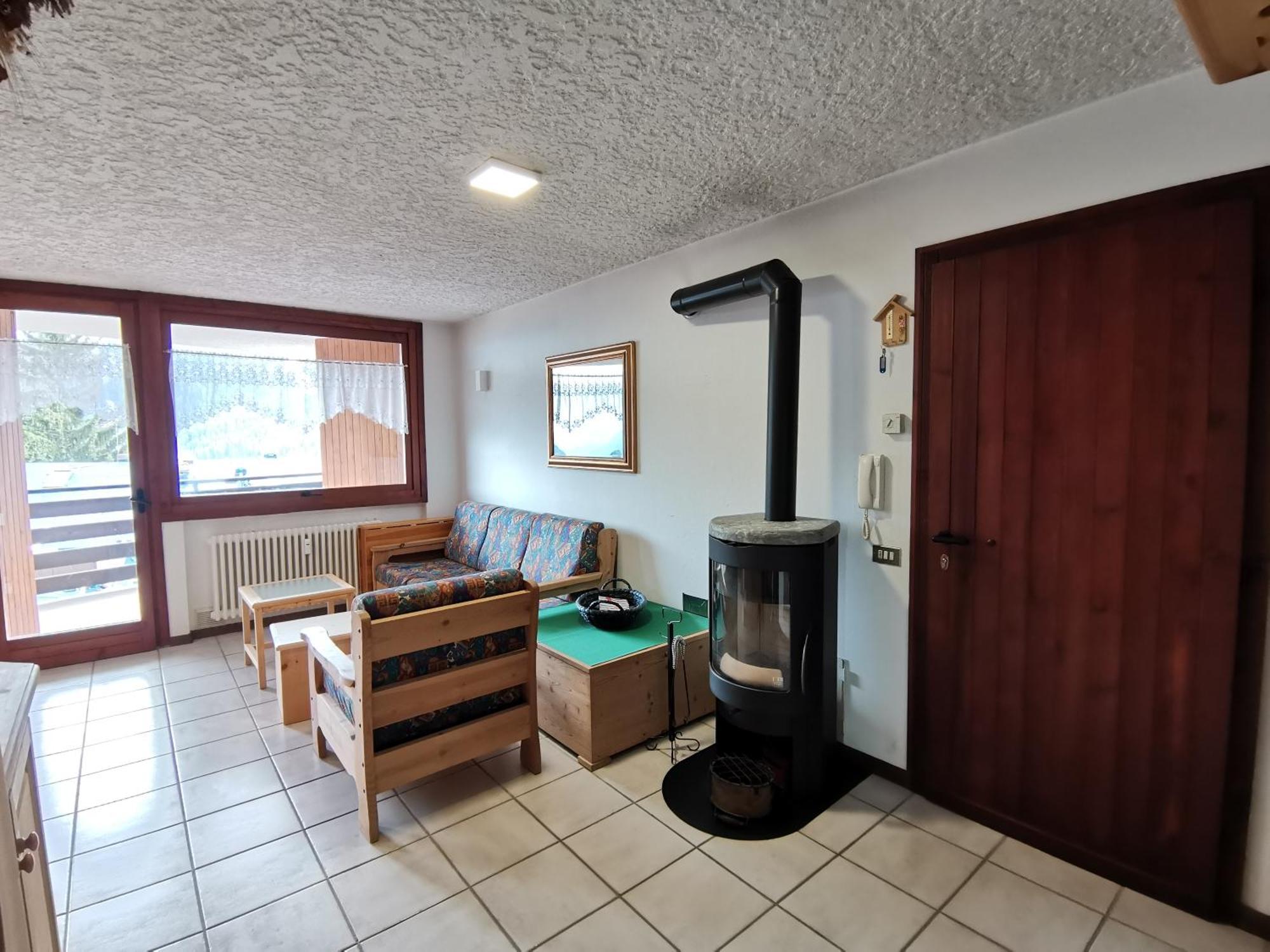Appartement Trilocale Con Splendida Vista Sulle Piste Da Sci à Folgarida Extérieur photo