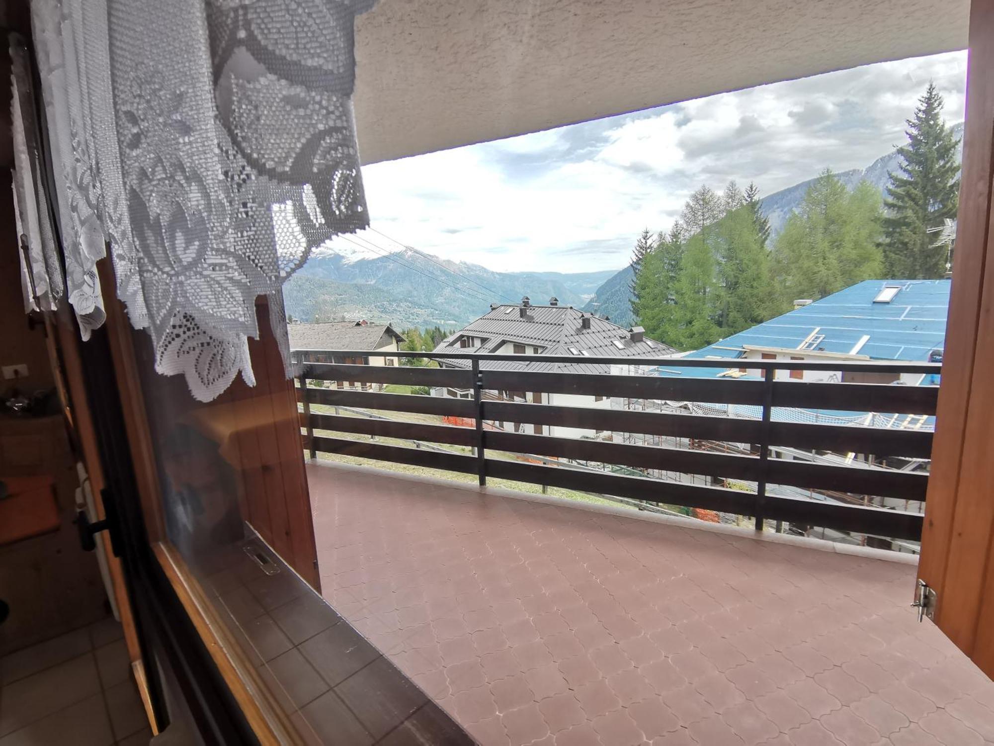 Appartement Trilocale Con Splendida Vista Sulle Piste Da Sci à Folgarida Extérieur photo